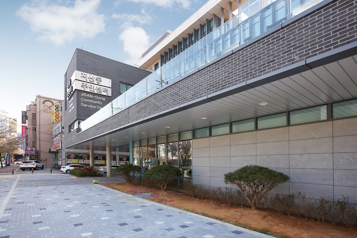 1890374708_NmspxkB0_da705fd84a9dcfbf4dfc9ce75104f08e99d1c57b.jpg 이미지크게보기