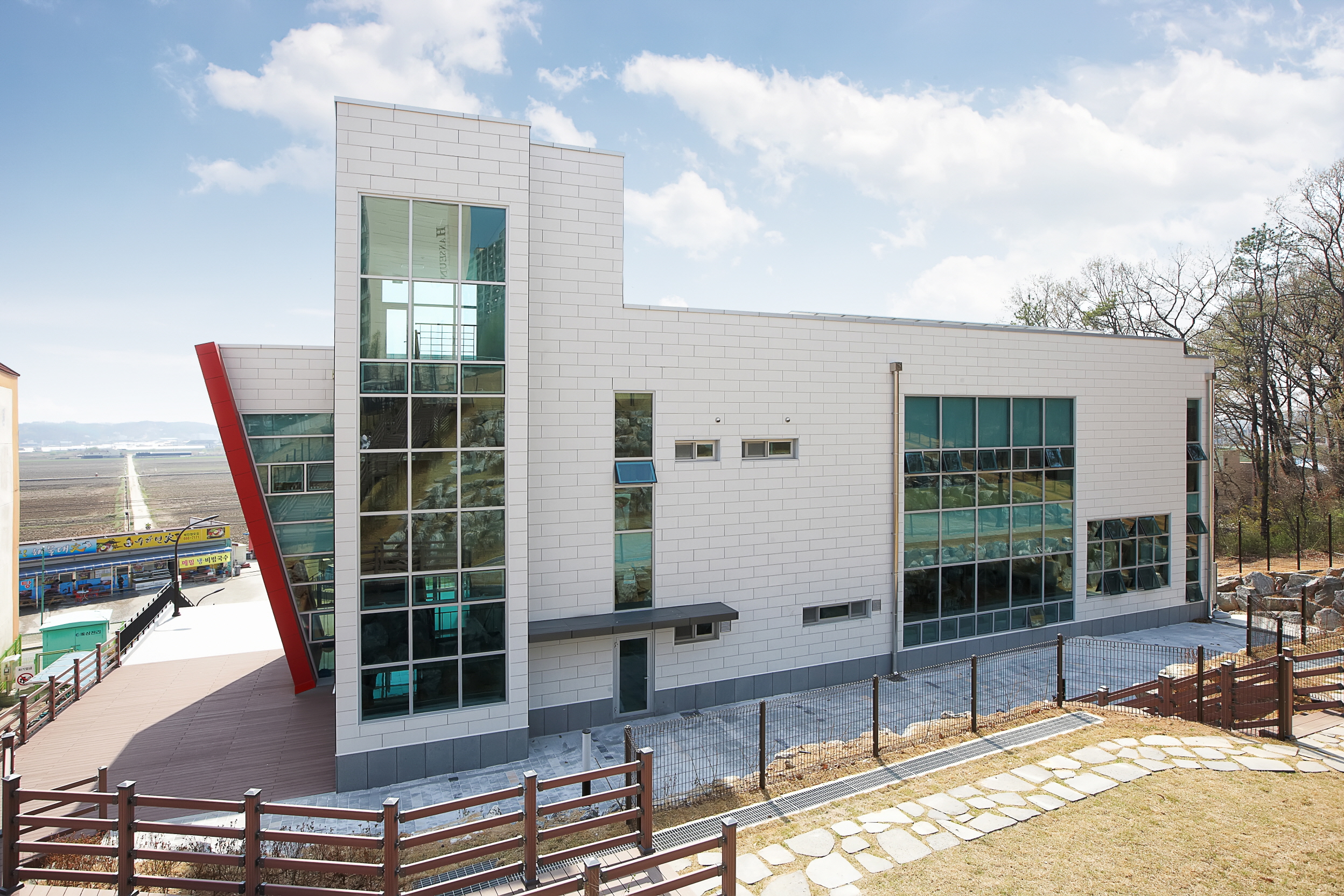 1890374708_k1BOypGS_c8ab9c03c9ffa27b69905776e0c5158fa6c2778a.jpg 이미지크게보기