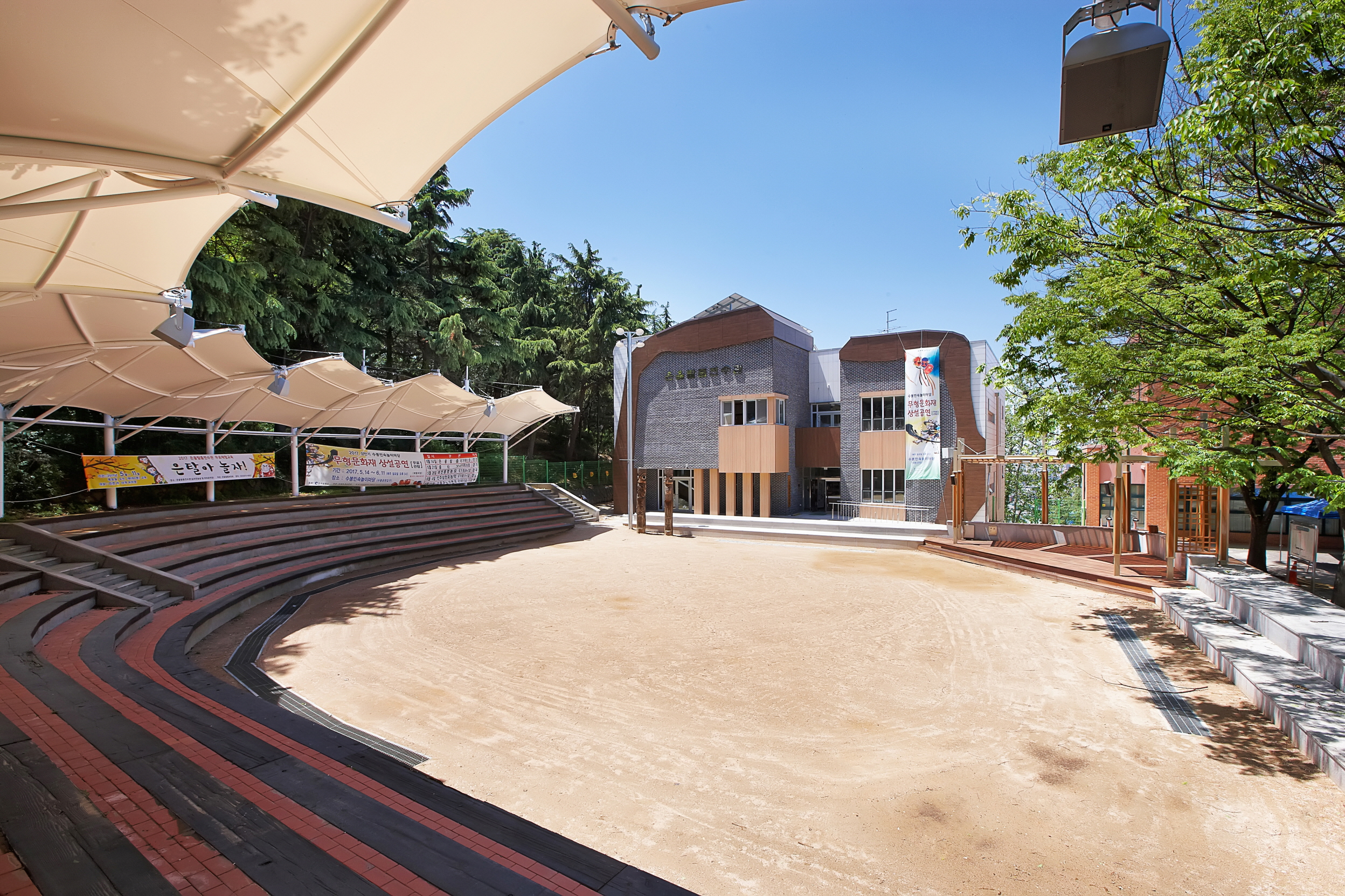 1890374708_rauUTjCL_bd0617d1fdd9c432d26683554a2d8218ec63325b.jpg 이미지크게보기