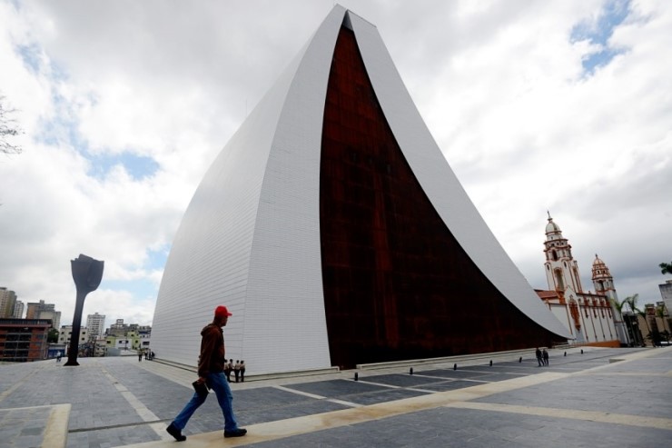 1935319850_C7vlqusP_a7eadfc76a888dfb5bd789c8dc618b5144d12a1c.jpg 이미지크게보기