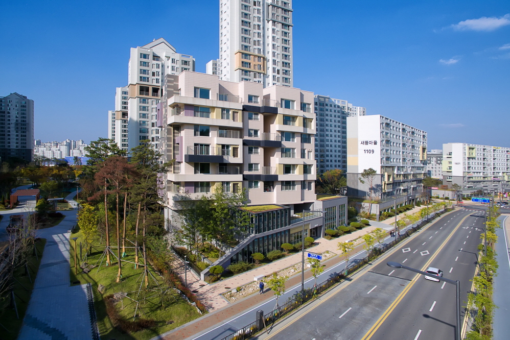 1030043947_po806c17_35e63b5e4c718d9b2bf458e41ff1cf2602d7720e.jpg 이미지크게보기