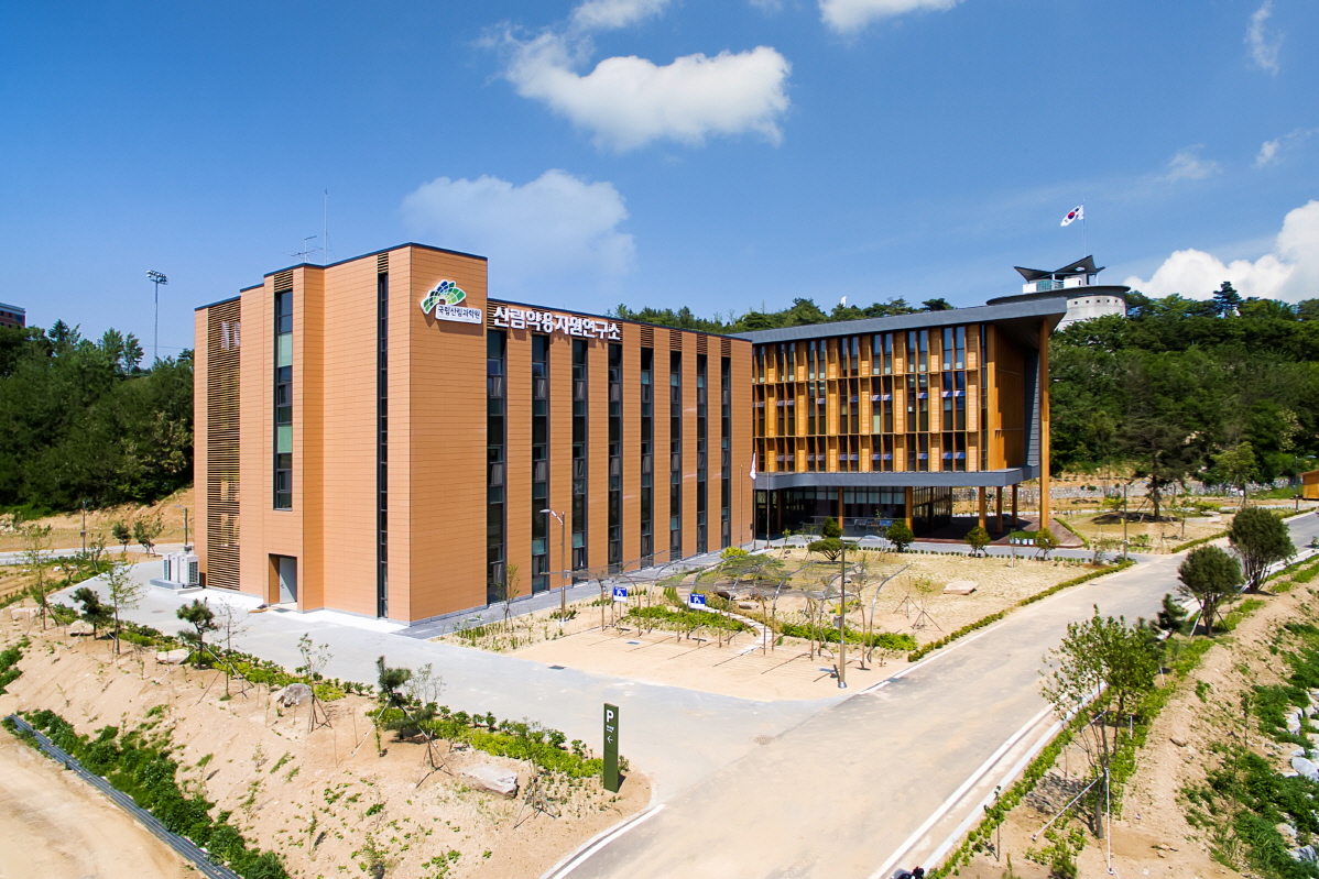 1890374708_UFPMZK1E_38975559d76187326a1a5e527f3194b3c0362a55.jpg 이미지크게보기