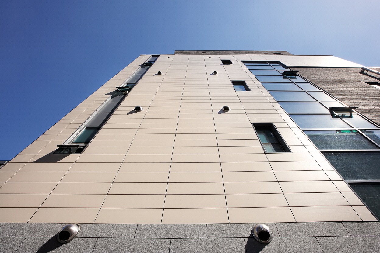 1890374708_tpYWAFl9_78e9c310e66f0ce5538e17c2a358fa4b4fa9fd8f.jpg 이미지크게보기