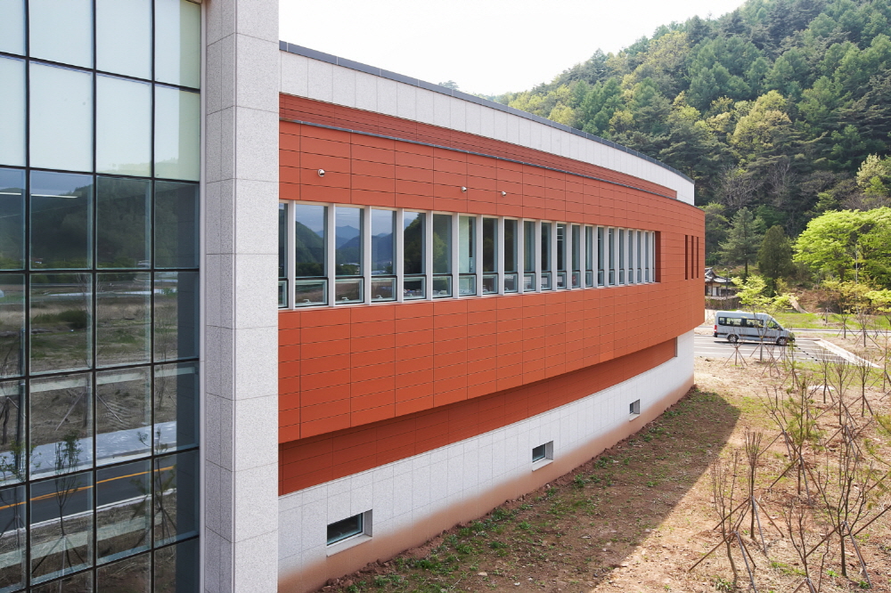 1890374708_ye4MRrGs_5ee2afbec68f26320a2fbca32bc2e93f61bcaac9.jpg 이미지크게보기