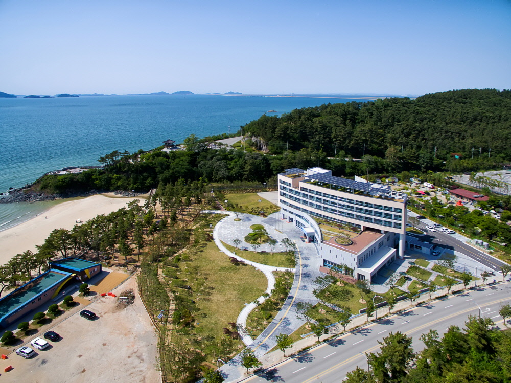 1930757131_U5w69P3a_3cb80bf4b0d2075826c99517fb1d00e7993f78f4.jpg 이미지크게보기