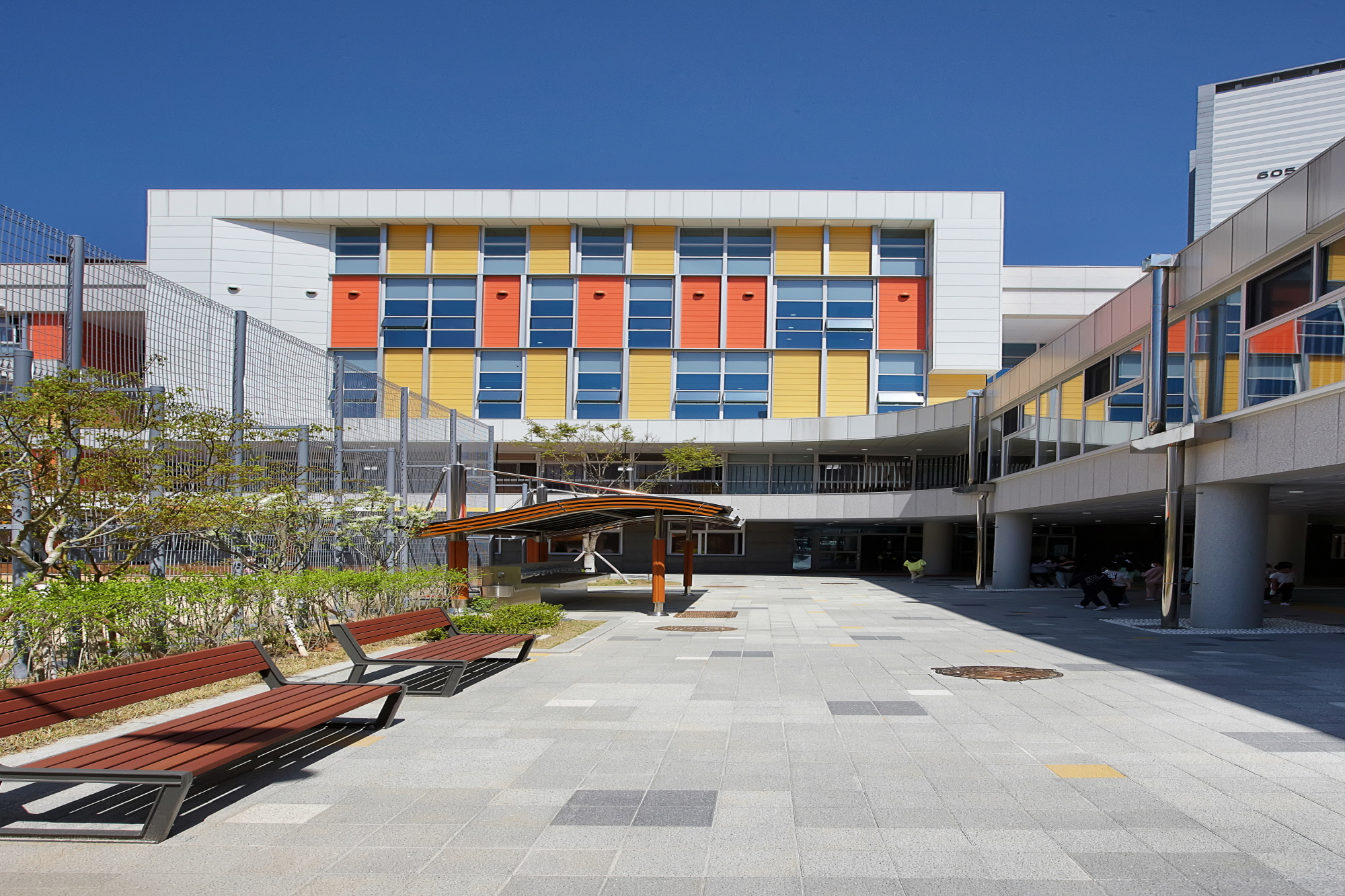 1930757131_dIEJX3F5_64c7a86760c6c8a658d2c1fc81c8ceb8fa1c986b.jpg 이미지크게보기