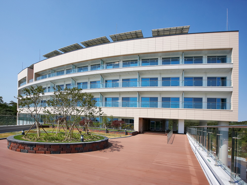 1930757131_hm4PAuHG_ea8870683937d5f09e200c53bc30f6154b466258.jpg 이미지크게보기