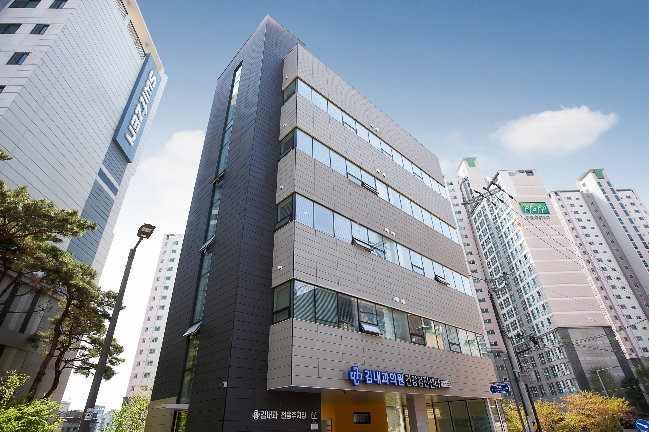 1930757131_oFiTWZBh_db8654cd49eb5e57a769e439dc786adc2b85129f.jpg 이미지크게보기