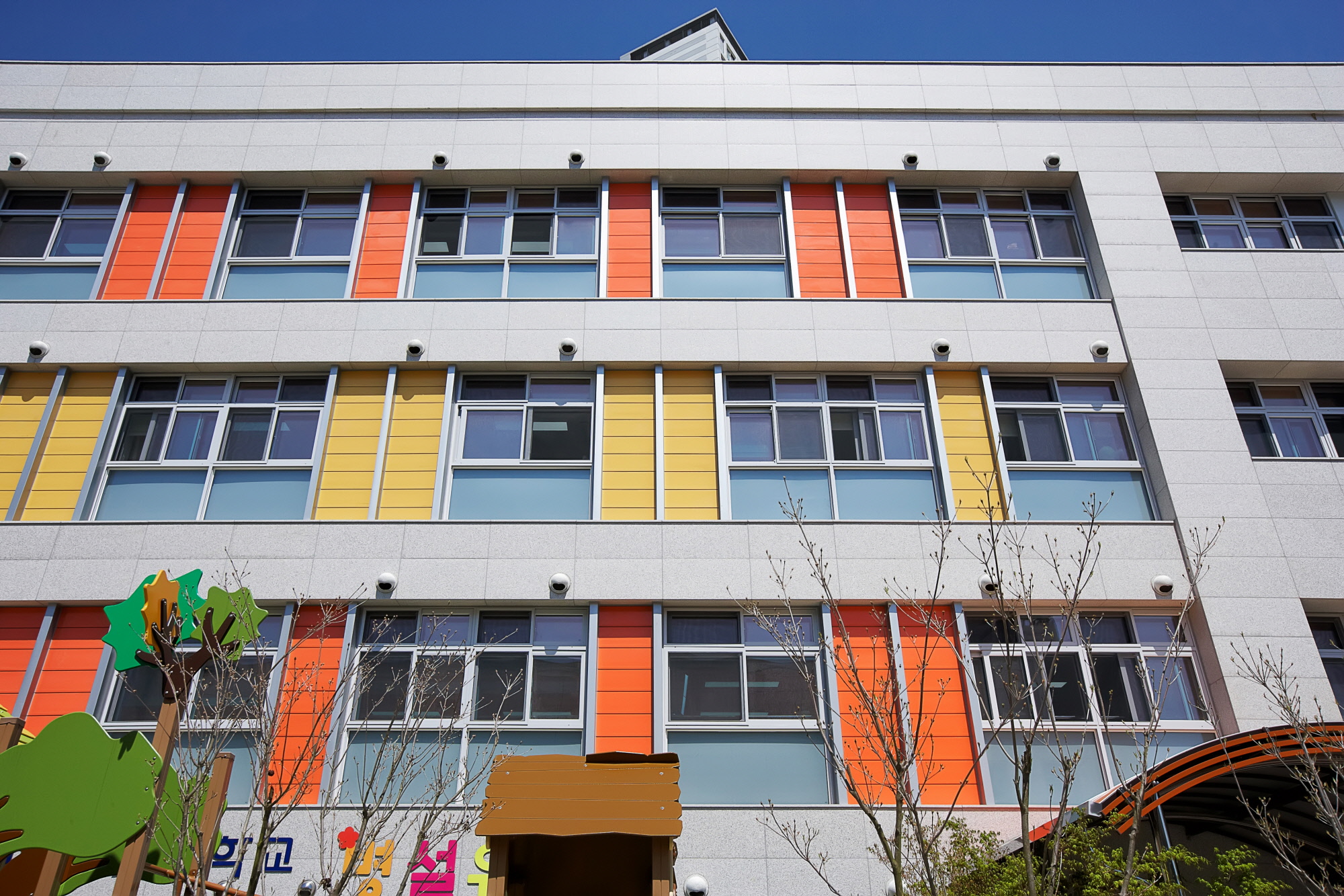 1930757131_pLxb1uyz_a7b66736d310bbe1ee5de41bcabdd0bd40f528b9.jpg 이미지크게보기