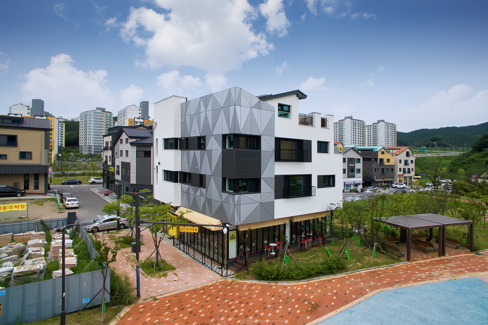 1030043947_01HgItjB_8158f664629439c435aef67cc03887ed475925c7.jpg 이미지크게보기