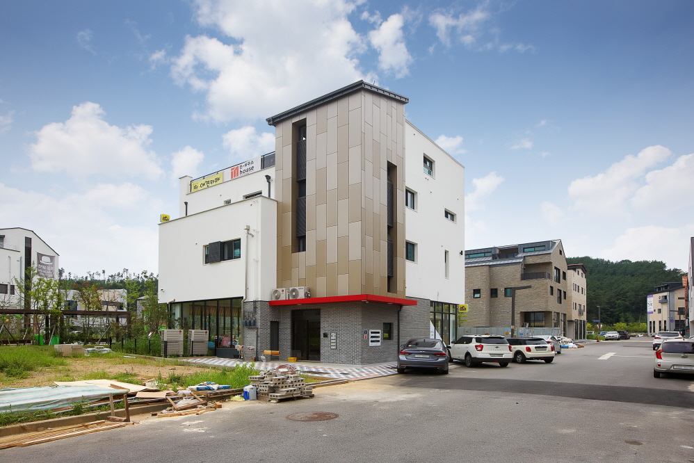 1030043947_0OFDgvza_af6c4c73e6a3817b1767f3b2f374a8fac166aa97.jpg 이미지크게보기