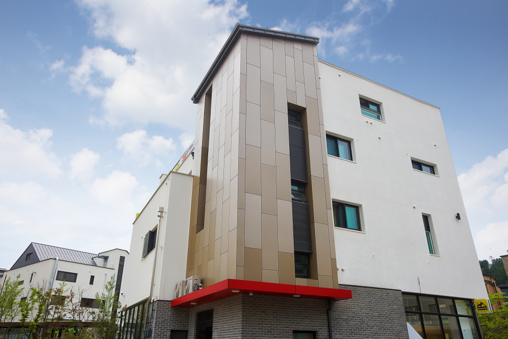 1030043947_kFx5qnYZ_28e710f59c6f60ada40afae8b00e19efc6c81d41.jpg 이미지크게보기