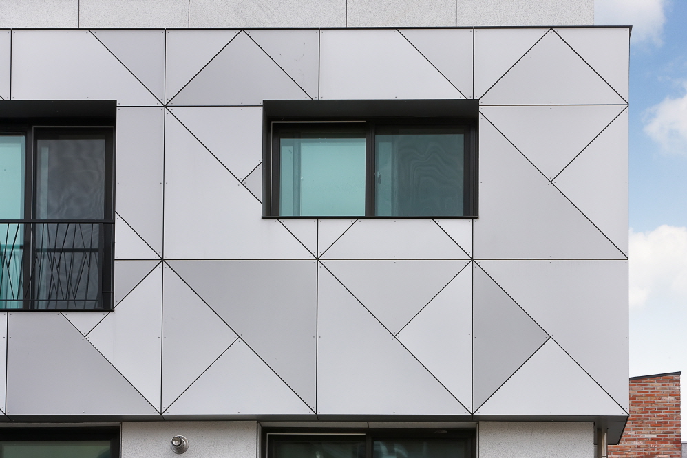 1030043947_wv5T2mVP_abd9e81434bae47a81439ae6de5df51958ec0a54.jpg 이미지크게보기